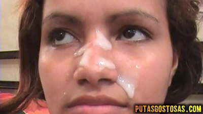 Gadis menghisap batang